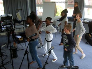 Obernai : cours de danse/chorégraphie pour les stagiaires, sous la direction d’Adrienne