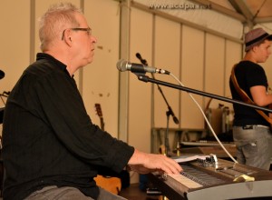 Jean-Luc au piano