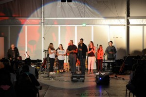 Jean-Luc, Clara, Camille, Yves, Alexandre, Lorie, Émeline, et Arthur