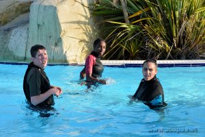 Joies de la piscine : Mattéo, Kimberley et Mégane