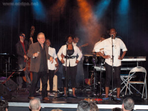 Jérémy, Jean-Luc, Évidaly, Adrienne, Tuintim, (Alexandre), et Bénédicte