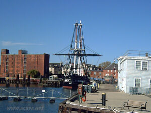 En route pour la visite du trois-mâts de l'USS Constitution (fin XVIIIe siècle)