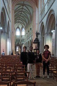 Cathédrale Saint-Corentin à Quimper... musulmans et catholiques, dans la même église