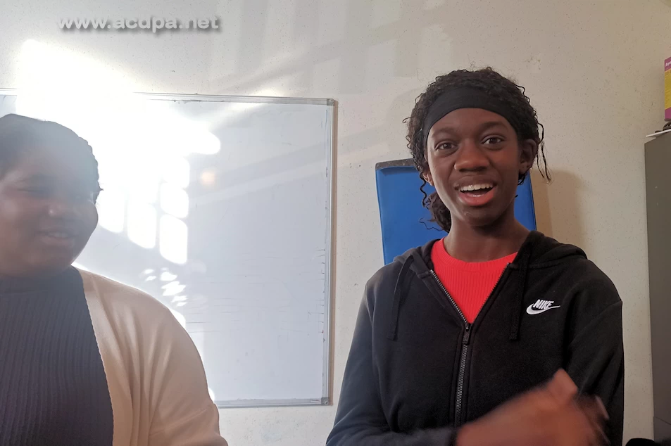 (Dilia) Validine est très enthousiaste et très fédératrice : elle génère le sourire et le rire dans toute l'équipe !